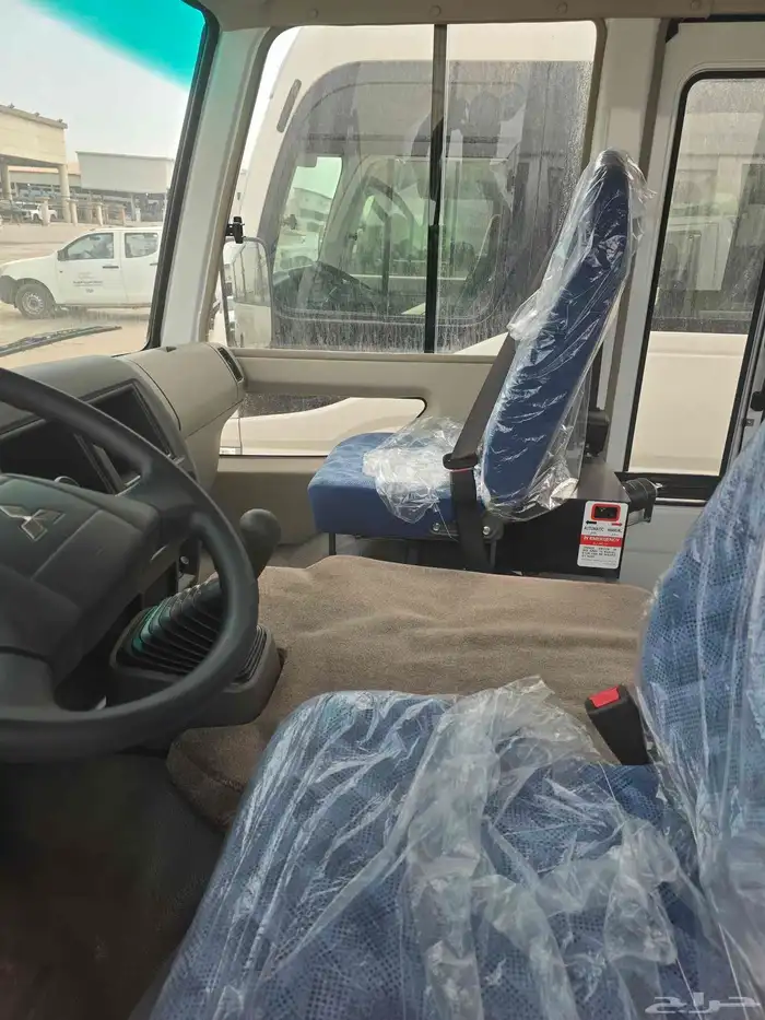 ميتسوبيشي روزا 26 مقعد 2024 6