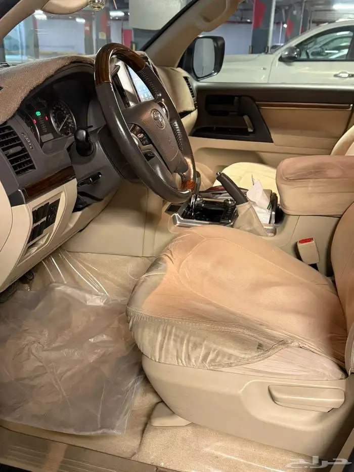 لاندكروزر 2018 نظيف بدي وكالة ممشى 160 الف 5