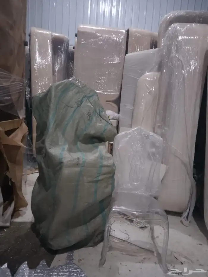 كراسي حفلات عدد 200 حبه شاريها با 130 للحبه ببيعها 75 ريال 4