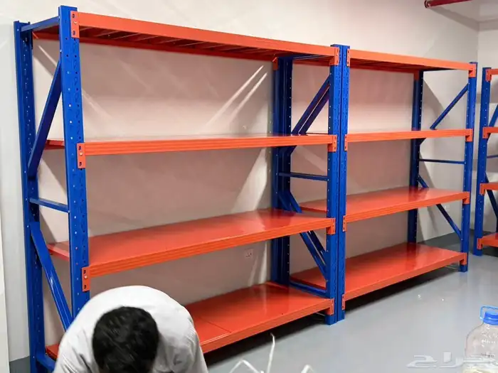 Storage shelves and warehouses 3