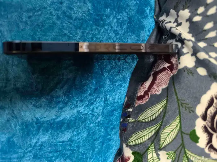 ايفون 13 برو 4