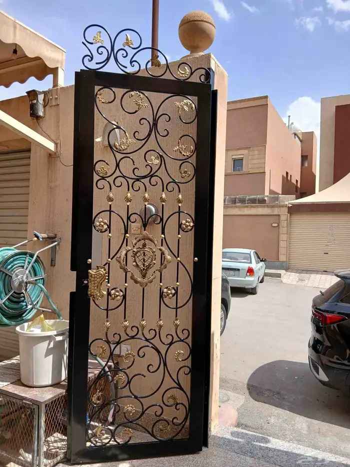 معلم دهان ابواب حديد وخشب ناري وزيتي 3