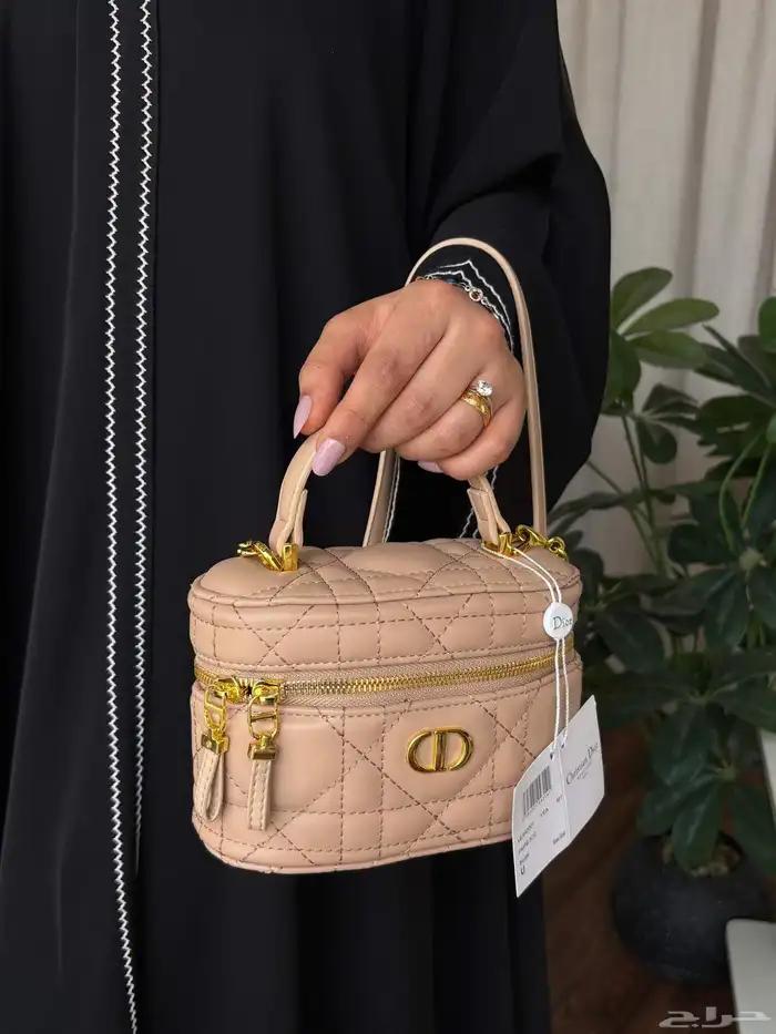 شنط ديور ماستر مع ملحقاتها 4