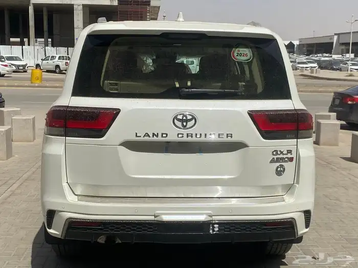 لاندكروزر جي اكس ار الساير L5 تنفس طبيعي موديل 2026 3