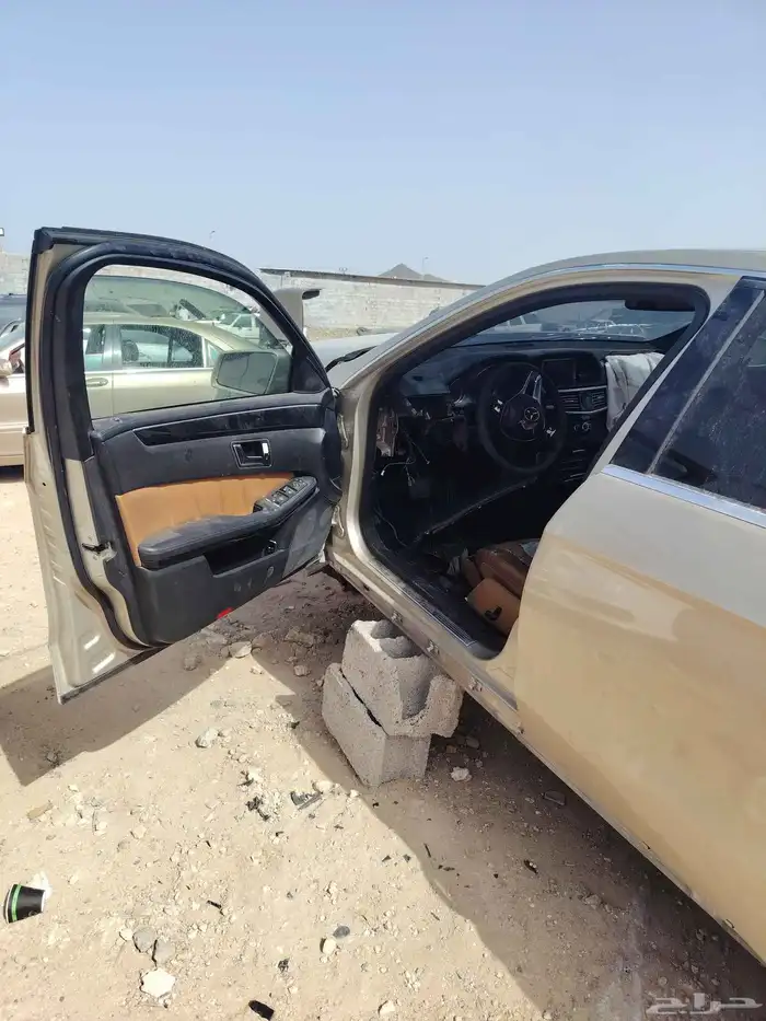 مرسيدس E300 تشليح 2