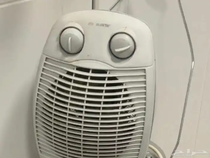 للبيع الأغراض كلهم مع بعض وممكن قطعه قطعه 3