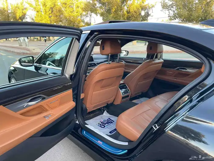 بي ام دبليو Li730 2022 فل سعودي 12