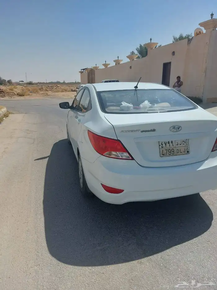 هونداي اكسنت 2016 للبيع 3