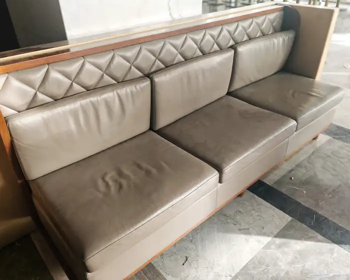 Chairs and tables for coffee shops and restaurants 24