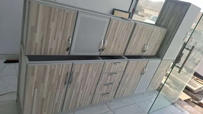 Kitchen cabinet renewed good condition 7 meters 6 meters 6
