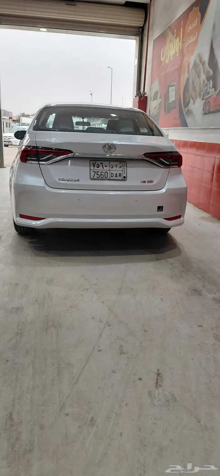Toyota Corolla (1.6) model 2022 Automatic 3