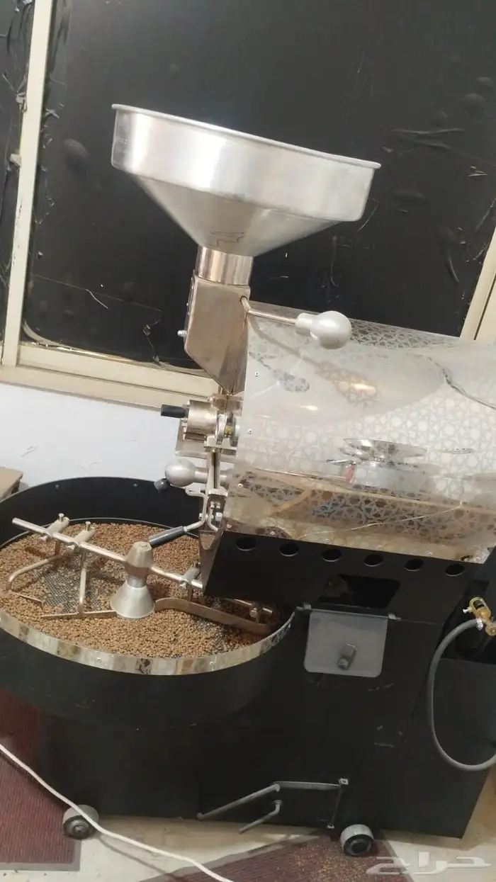15kg Roaster with two new grinders and all shop supplies 6