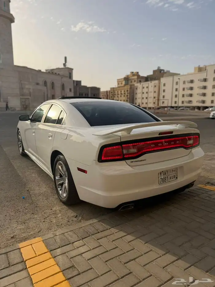 Dodge Charger 2013 Full Option 3
