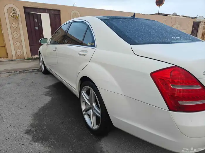 مرسيدس   لوحه دبي S550 موديل 2008 لؤلؤي داخل بيج 5