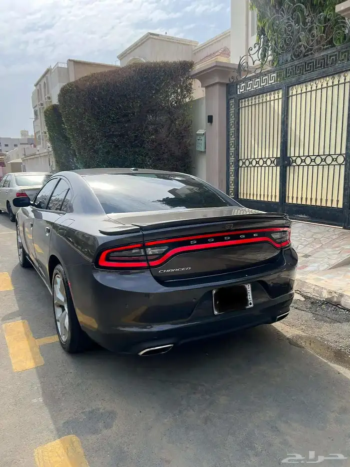 دودج تشارجر 2021 3