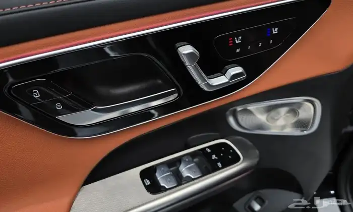 Mercedes GLC300 Model 2025 23