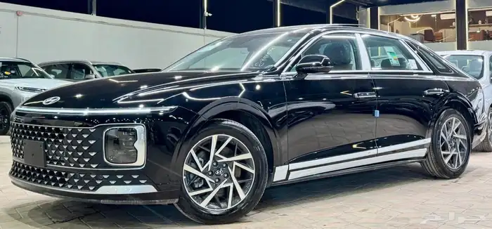 Hyundai Azera Classic 2026  Free Tinting and Protection 4