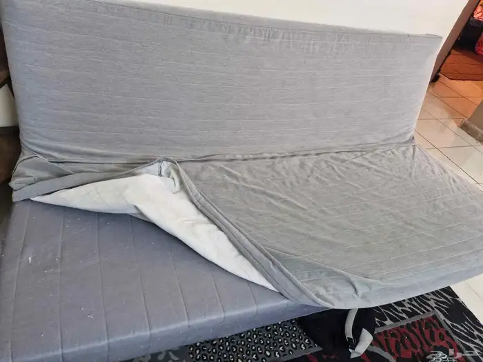Sofa opens into a bed 4