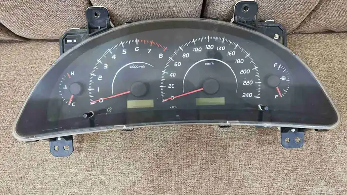 Camry 2007 to 2011 speedometer 1
