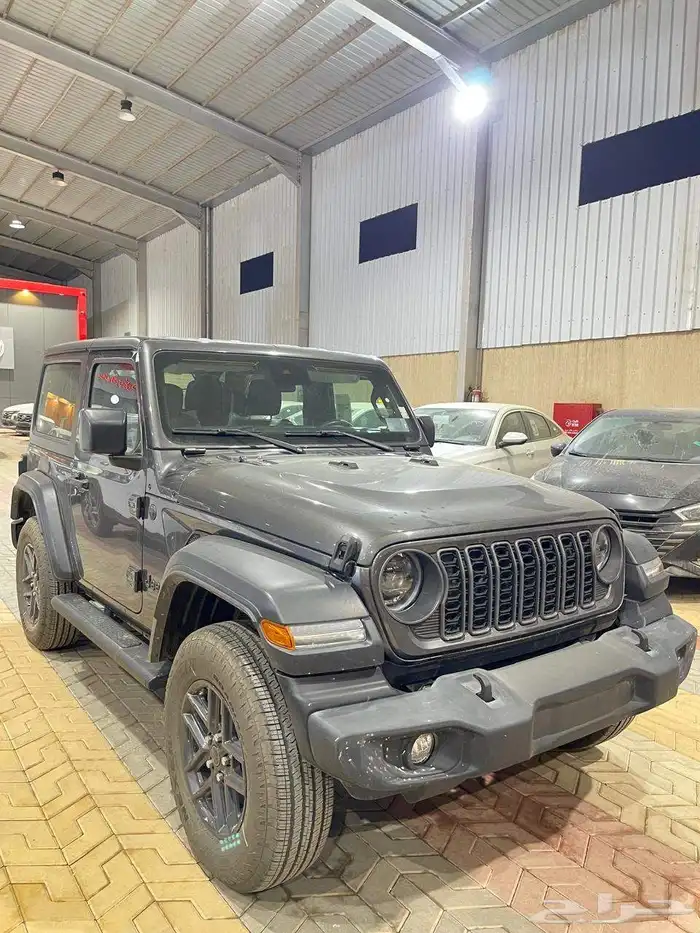 2025 Jeep Wrangler Sport 2