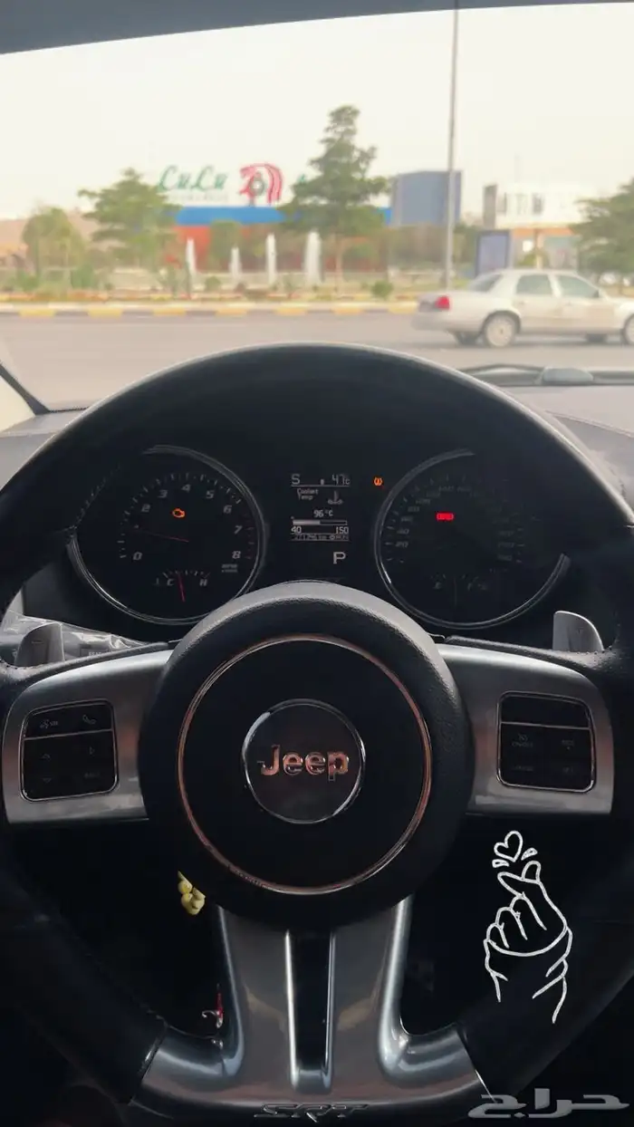 Grand Cherokee 2013 SRT for sale Abu Dhabi plates 5
