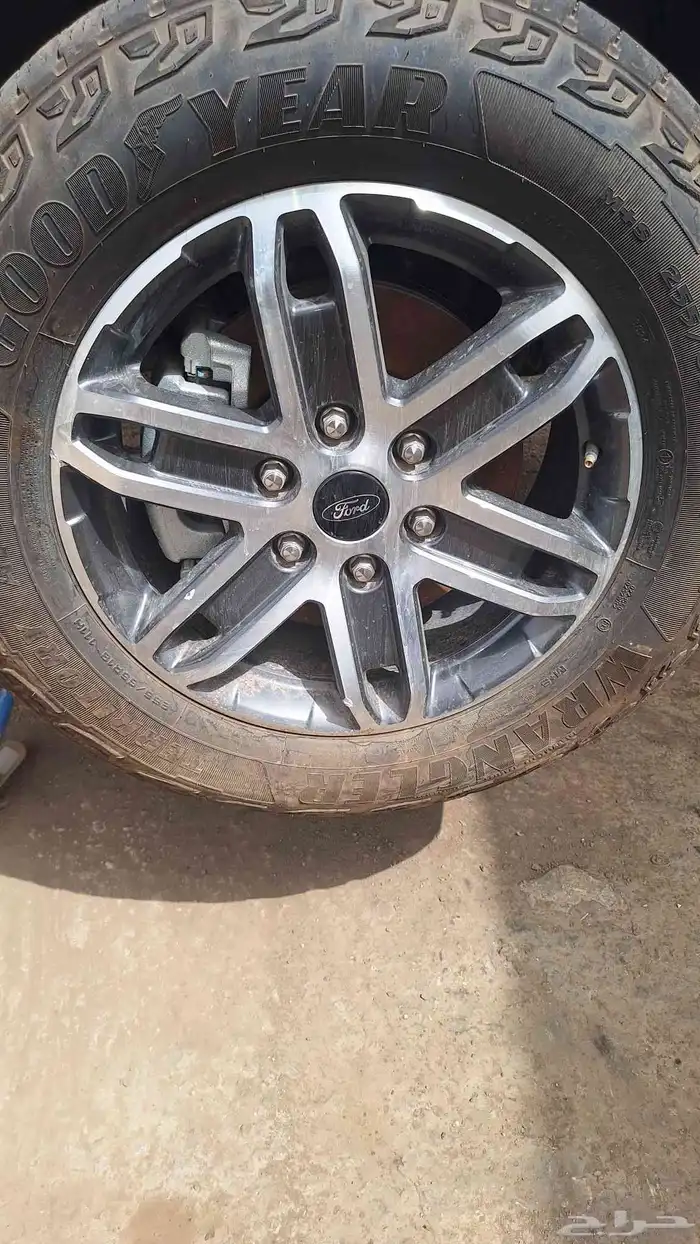 Ford Everest Spare Parts Only 10