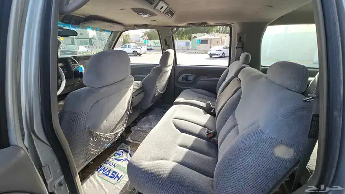GMC Suburban 1997 11
