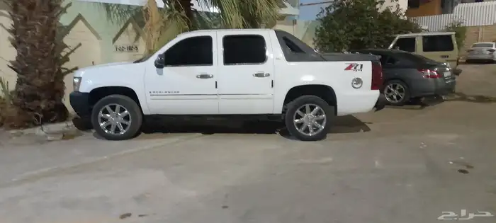 Avalanche Chevy 2008 7