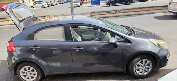 Kia Rio Hatchback 2014 3