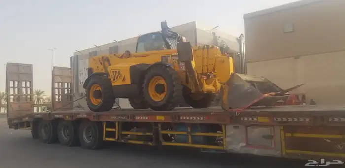 موجود لدينا فوركلفت وتليهندر 17متر.وبوبكات وجي سي بي حفار 2