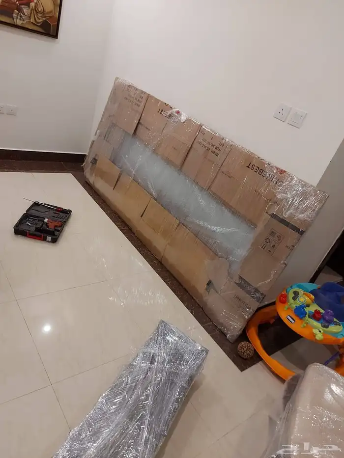 Furniture moving dismantling and installation Jubail Dammam 8