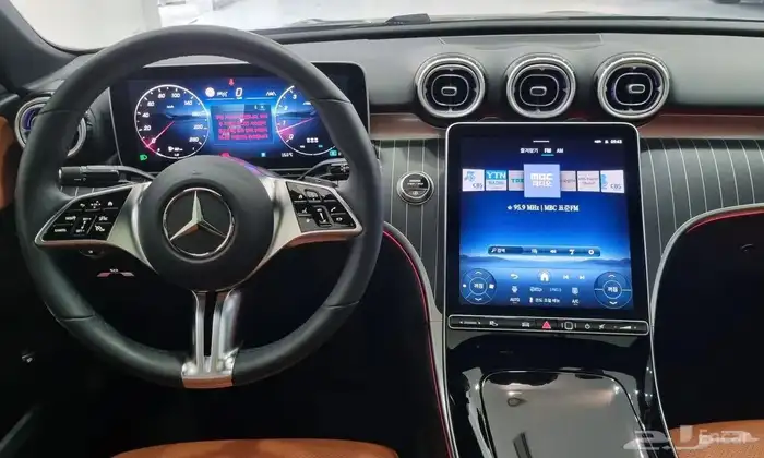 Mercedes C200 Model 2025 from the Agency 12