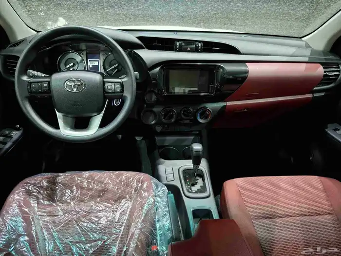 2026 Double Cabin Hilux Automatic Gasoline Premi  Brand New 8