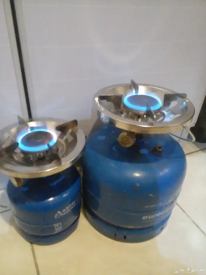 Clean gas stoves almost new in various sizes and dimensions 1