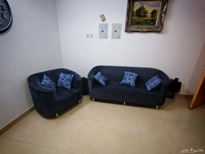 كنب بحالة ممتازة 1