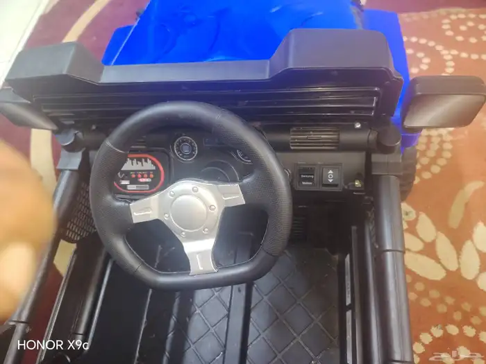 Childrens car used for one month 4