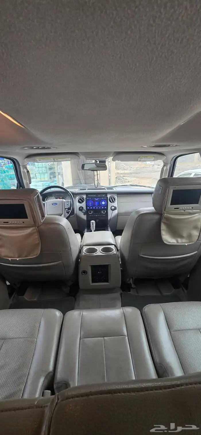 Ford Expedition 2011 model fully loaded 3