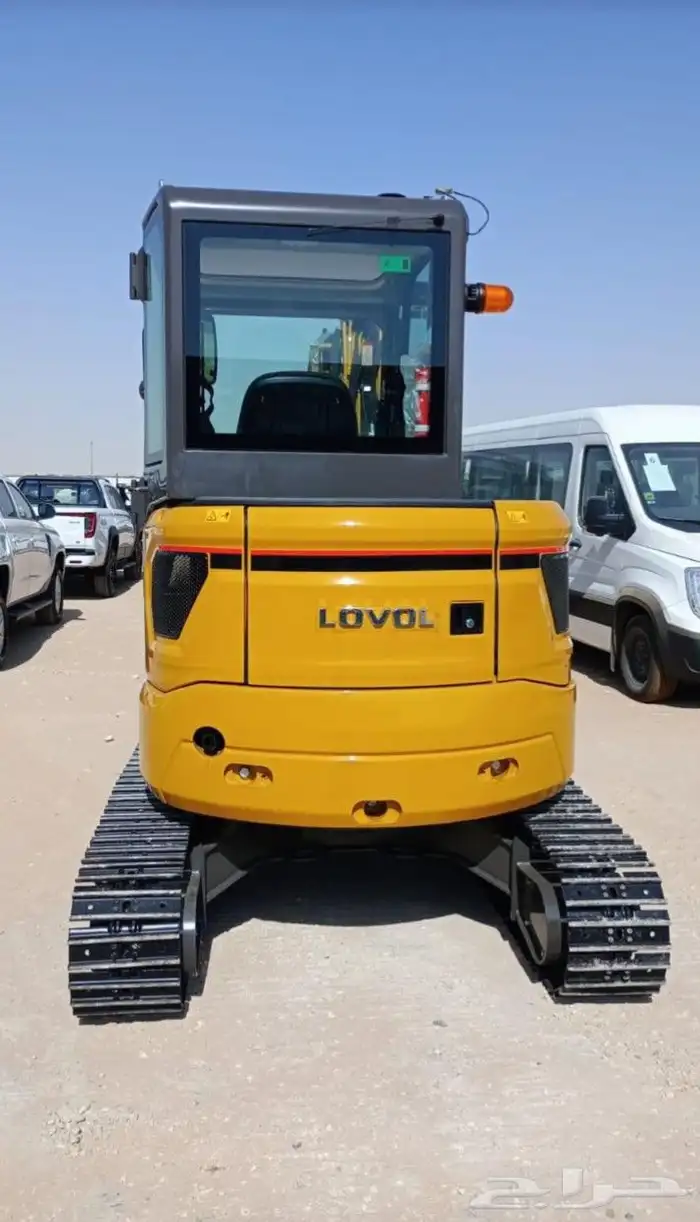 6 Ton Excavator for DailyMonthly Rent with Driver  Riyadh 8