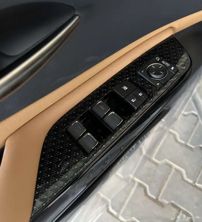 Lexus ES 250 AA 2025 Model 13