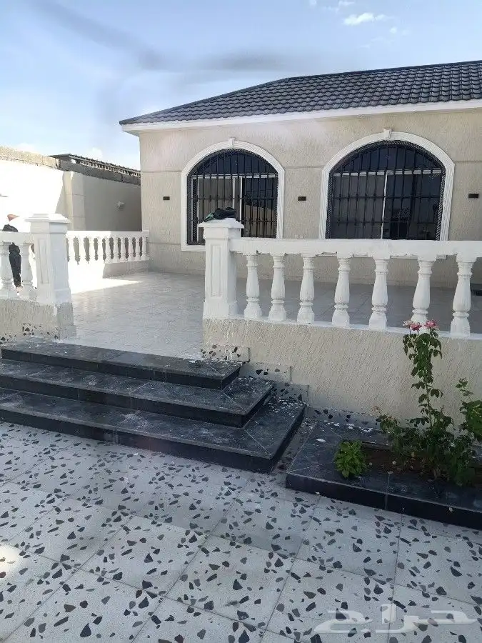 ديكورات خارجيه جي ار سي 4