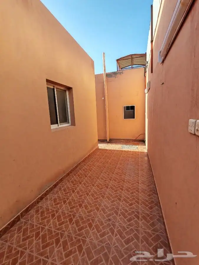 Rest house for sale in AlShifa neighborhood 3