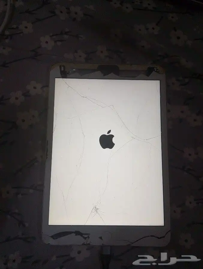 iPad mini 1 For Parts or Repair  iPad 2