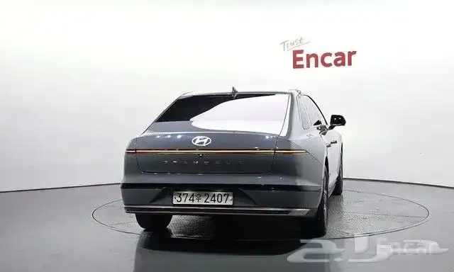 Import of Hyundai Azera Grandeur 2023 3