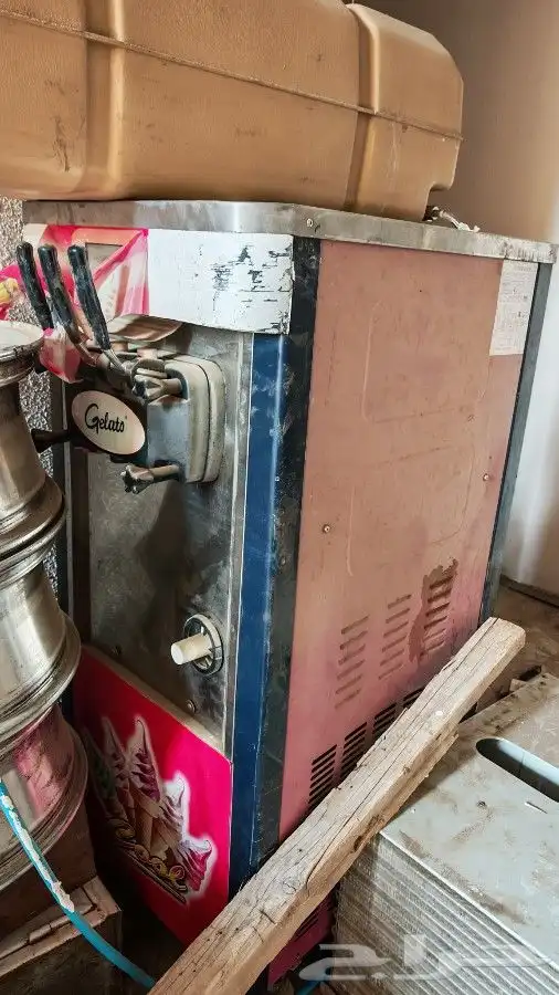 Ice cream machine and potato peeler 1