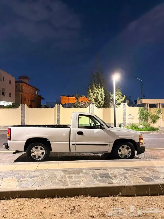 GMC Sierra 2005 without 4x4 2