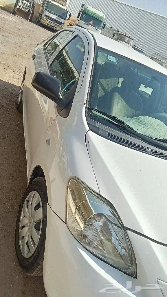 Toyota Yaris 2013 6